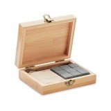 Whiskey set in bamboe box